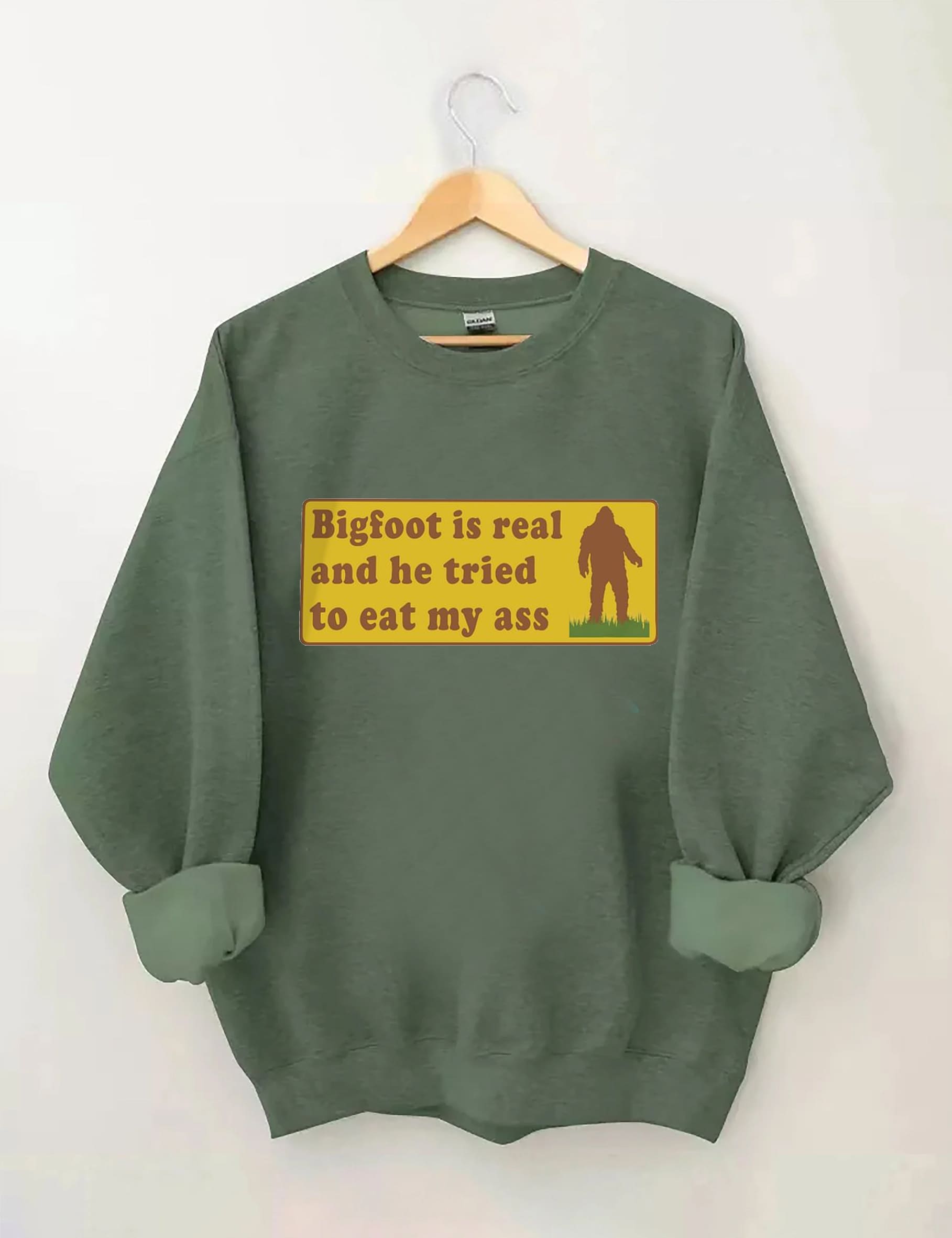 Bigfoot Is Real Letter Print Sweatshirt